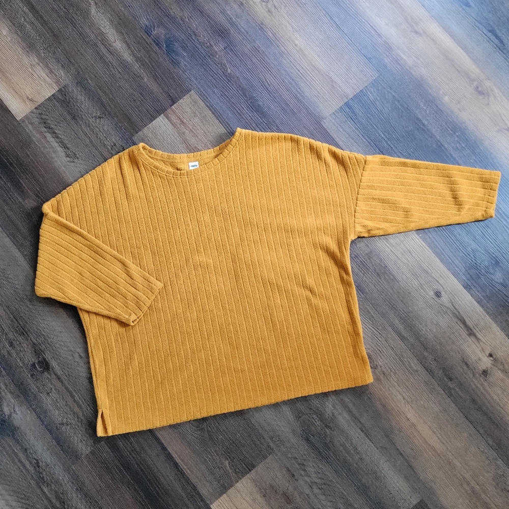 Old Navy Mustard Ribbed Knit Sweater Size L
